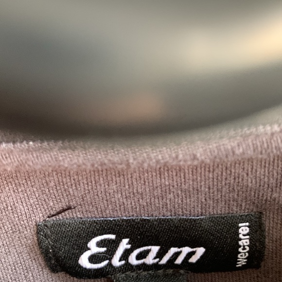 Grey cropped top from Paris France - Picture 3 of 3